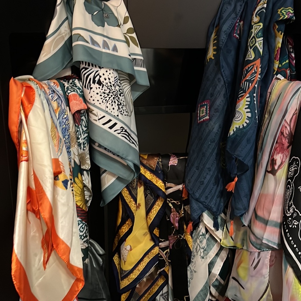 ✨ CLEAN OUT SALE ✨ - Picture 6 of 8